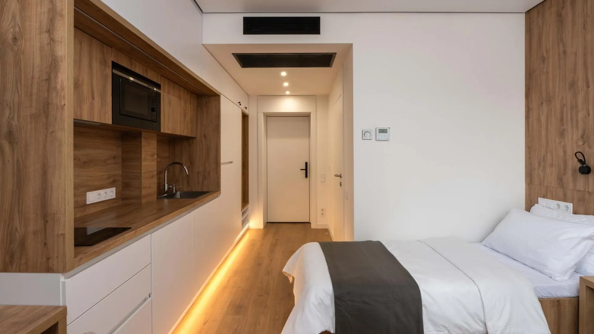 Lumen Living Apart Kyiv Aparthotel