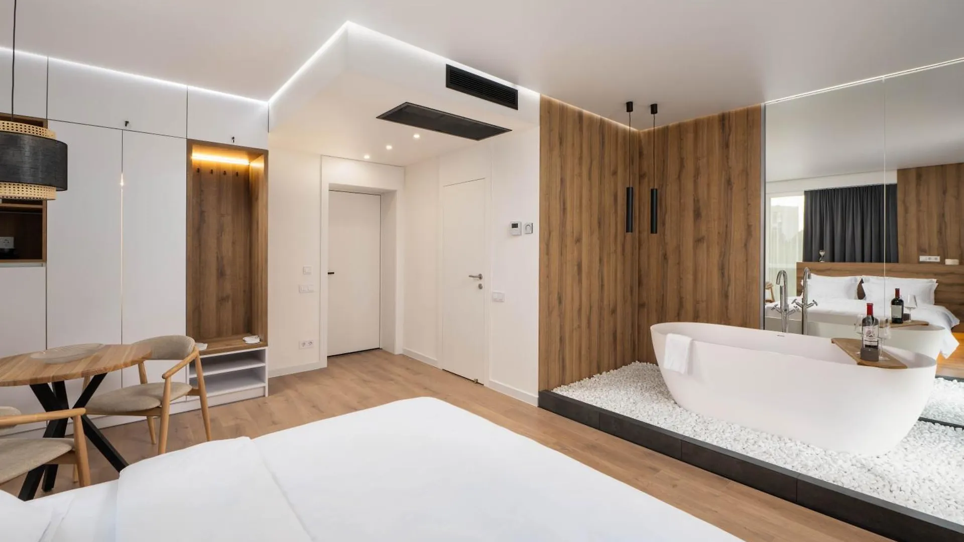 Aparthotel Lumen Living Apart Kyiv